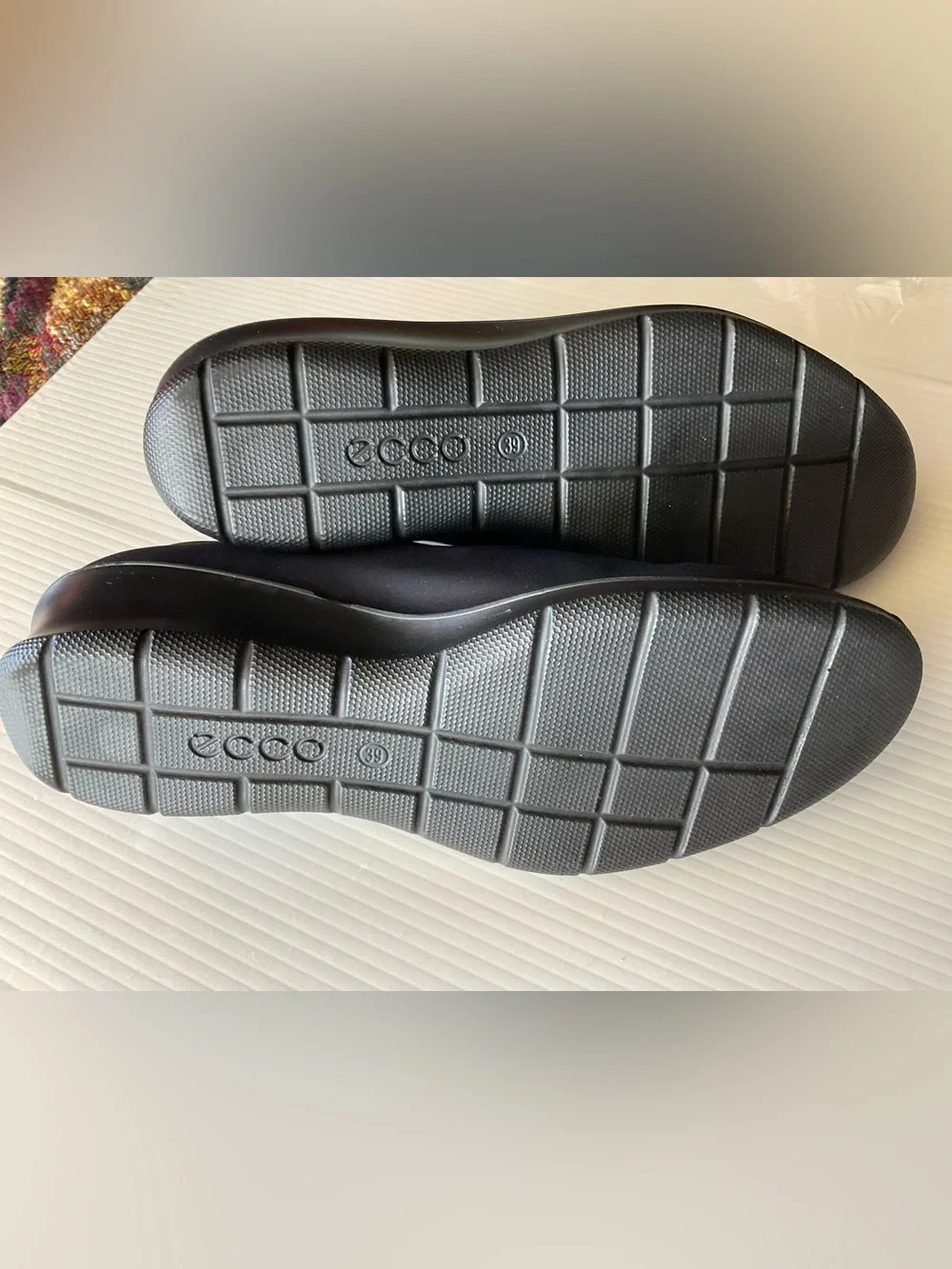 Ecco Women’s Black Slip-On Loafers Size 8 (39)